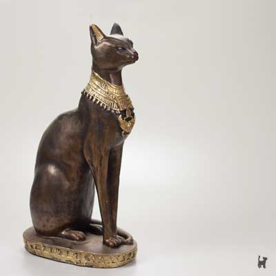 Statue der Katzengöttin Bastet
